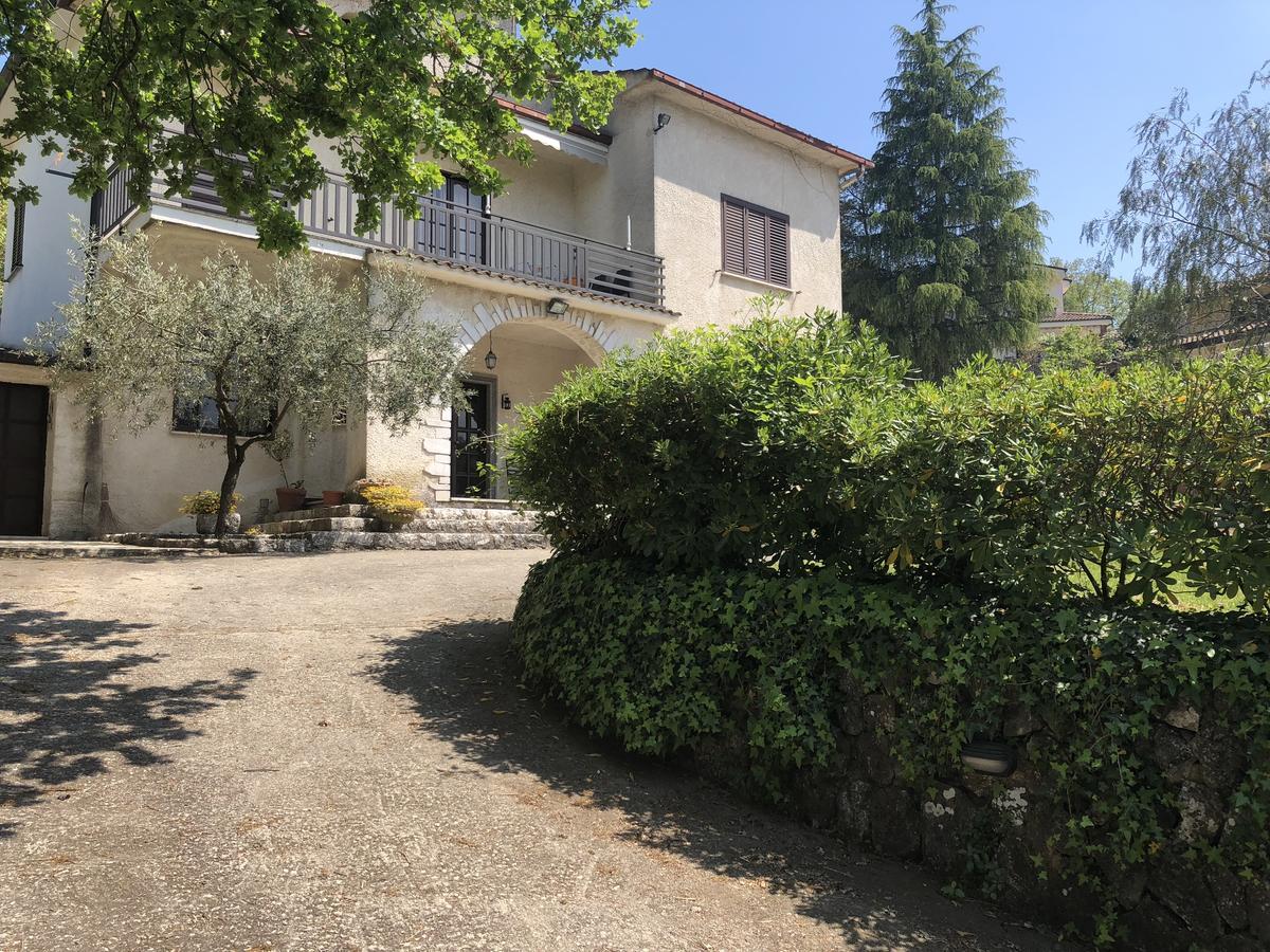 Villa Palmina Castelnuovo Parano Exterior photo